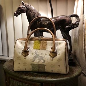 Authentic MCM Visetos Lion